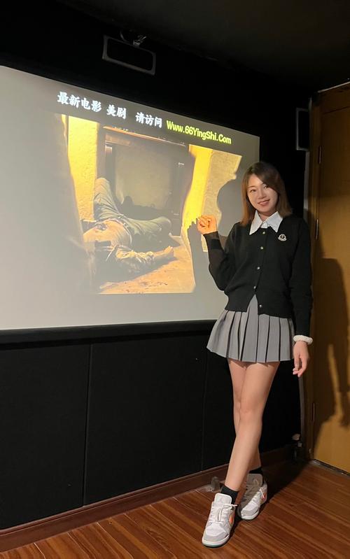 大乳秘书的相关介绍