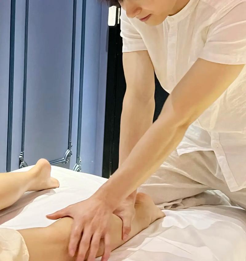老湿机夜点影院的相关介绍