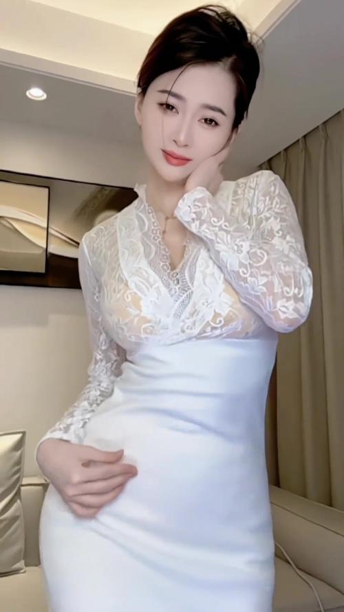 精品久久久黄片的相关介绍