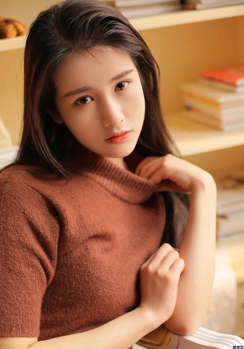 美女操哭的相关介绍