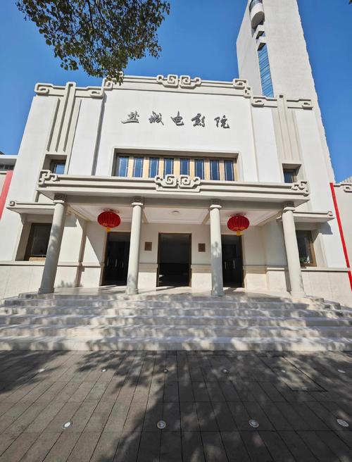 91影院18以下禁的相关介绍