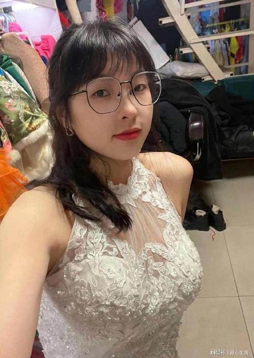 我把美女操出了白浆的相关介绍