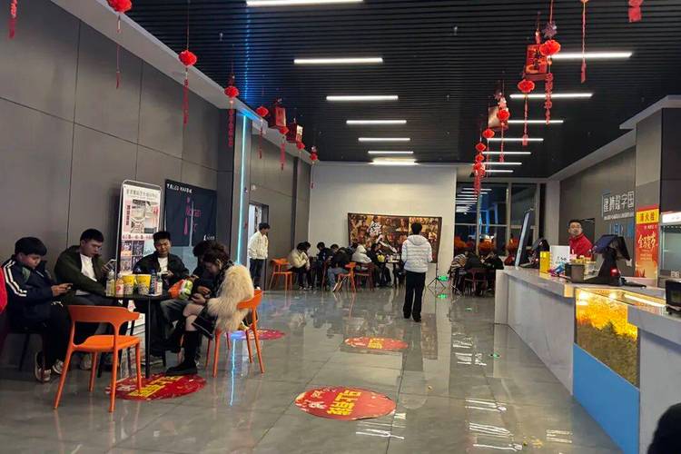 我操老师的小逼的相关介绍