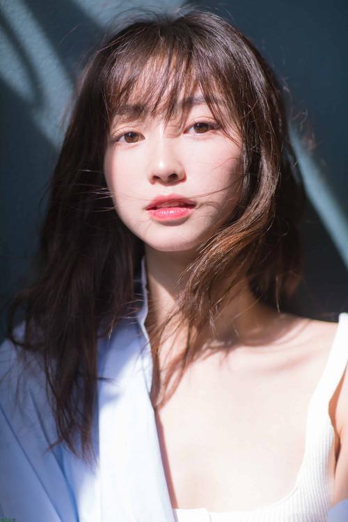丰满少妇av在线的相关介绍