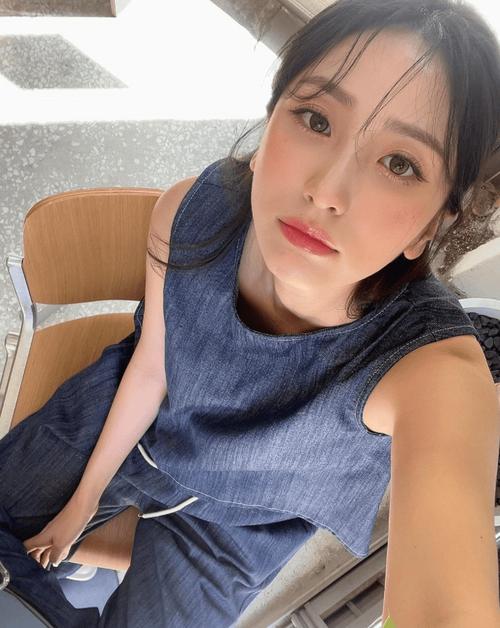操美女喷白浆的相关介绍