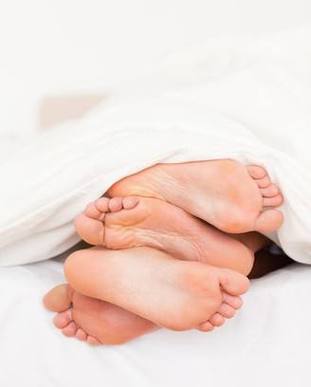 欧美亚洲人妻在线观看的相关介绍