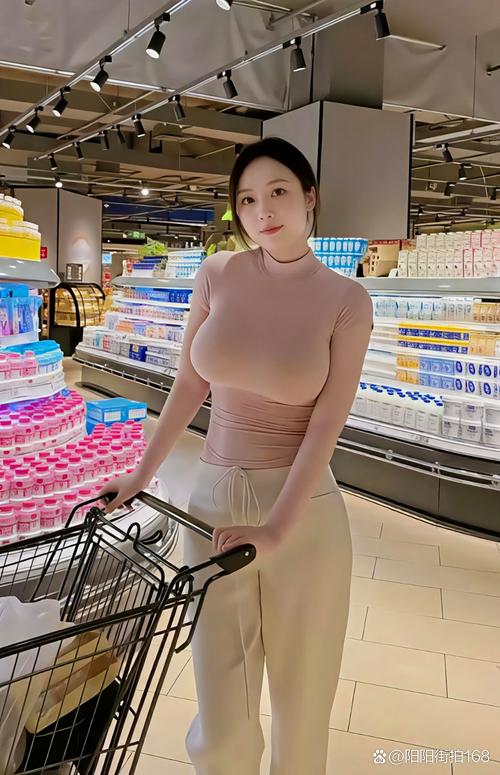 妹妹的巨乳的相关介绍