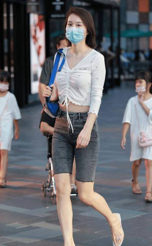 飘花电影院午夜伦的相关介绍