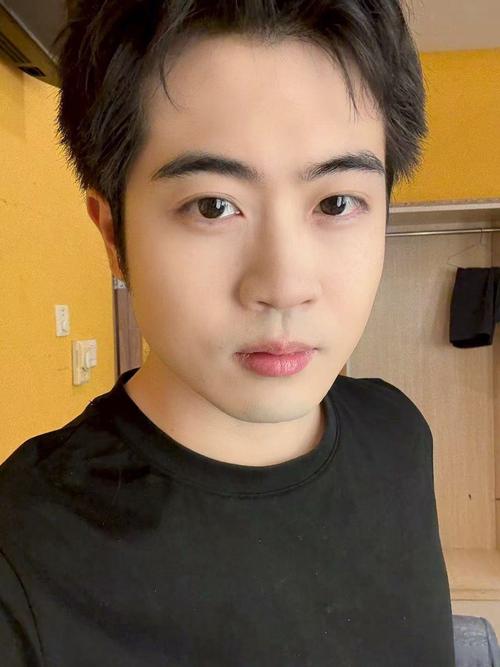 巨乳高潮迭起的相关介绍