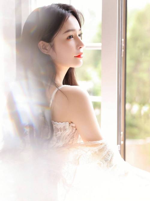 人妻啪啪二区的相关介绍