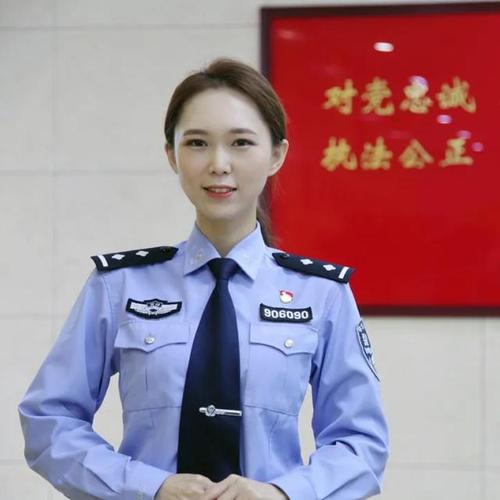 一边舔一边摸一边做的视频的相关介绍