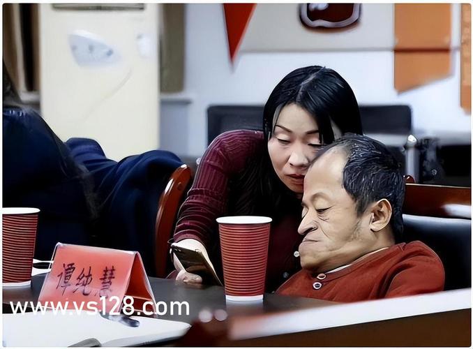 舔老师逼的相关介绍