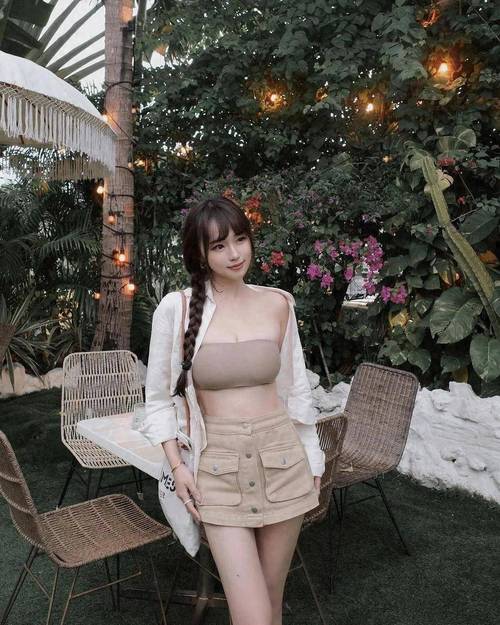 黑丝av在线.的相关介绍