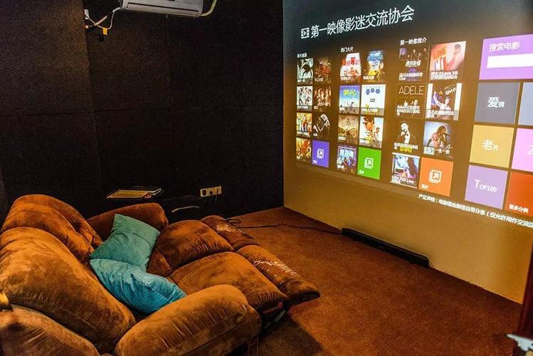 把美女老师上了的相关介绍