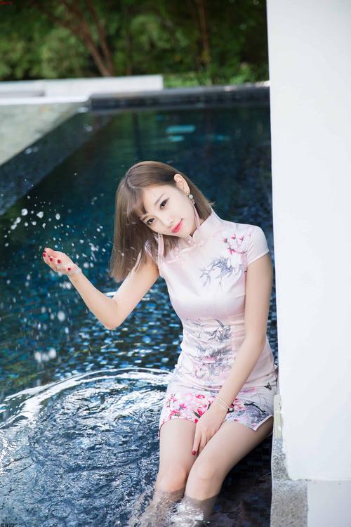 与六个少妇邻居性事小说的相关介绍