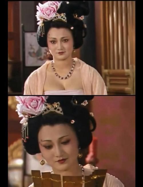 放荡的女秘书的相关介绍