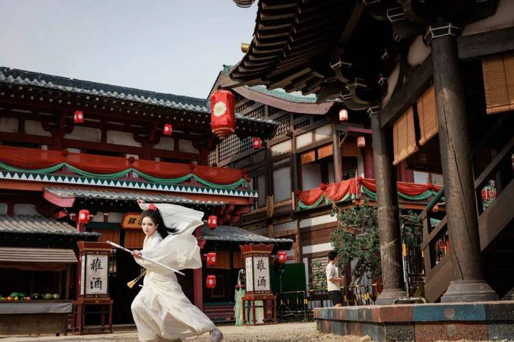 青苹果影院yy6080的相关介绍